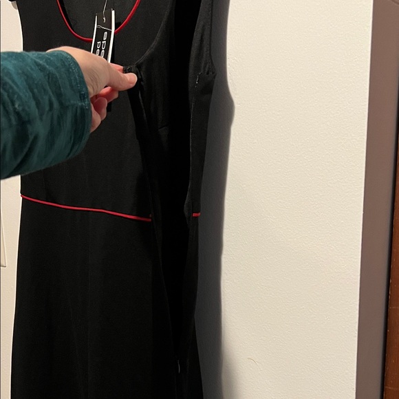 Spense Black and Red Mini Dress - Picture 5 of 8